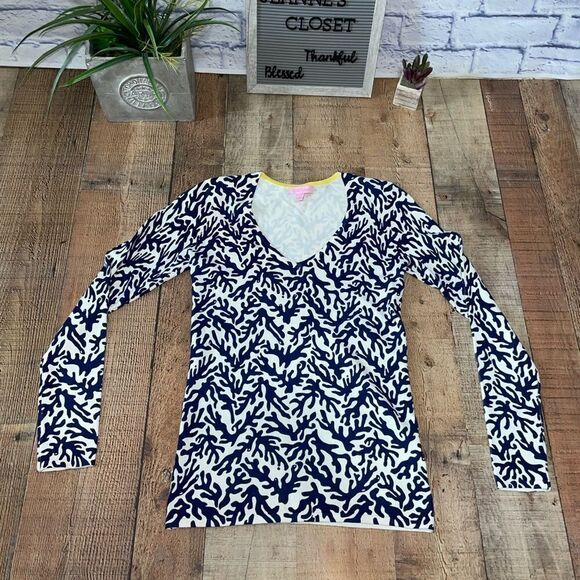 Lilly Pulitzer Adelaide V-neck Sweater In Bright Navy Treasure - Picture 2 of 14